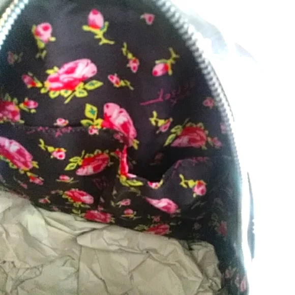 Adorable NWT Betsey Johnson French Bulldog Black Doggy Backpack - Picture 10 of 13